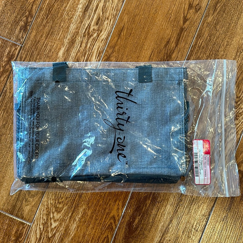 NWT Thirty-One All In Organizer Tote Charcoal Crosshatch black NEW IN PLASTIC